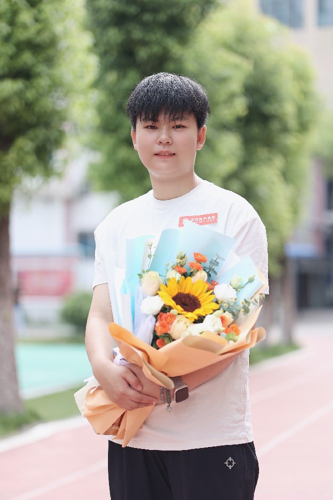张文杰