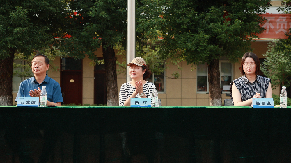 军魂淬炼青春志，医心启航新征程——武汉助产学校2025级新生军训结营仪式圆满落幕